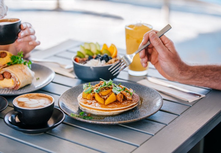 Coffe Cat on Kings food TEQ 1200px